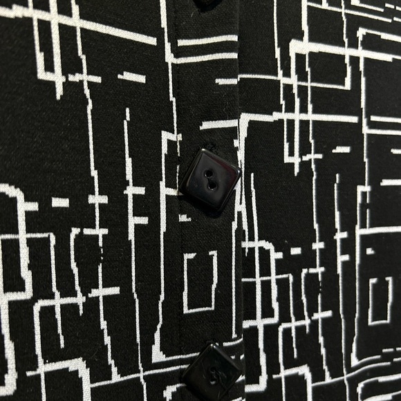 Black and White Geometric Sleeveless Dress - Picture 3 of 4